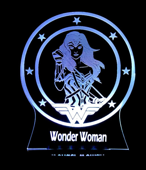 Wonder Woman Personalised Name - 3D LED Night Light 7 Colours + Remote Control - Kustombox dc comics