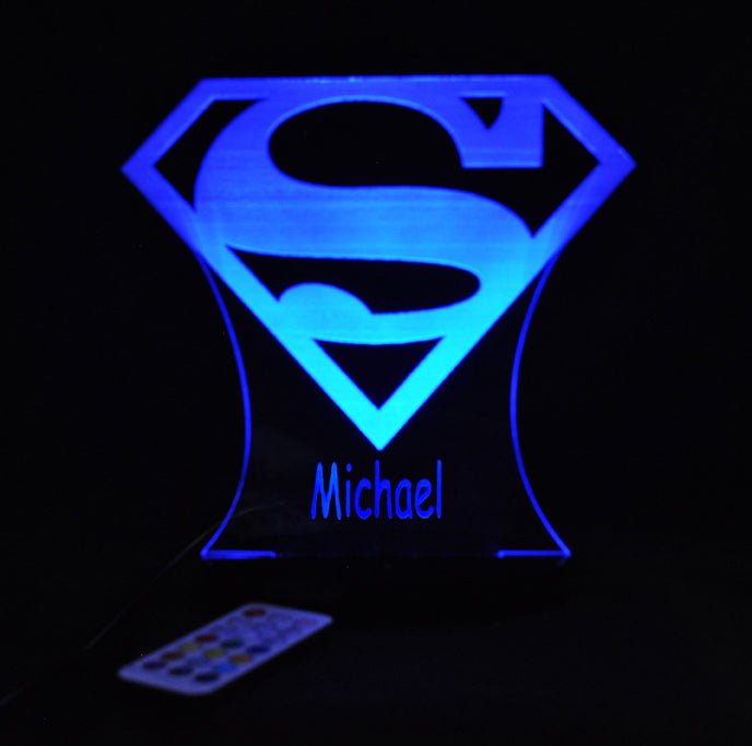 Superman Logo Personalised Name - 3D LED Night Light 7 Colours + Remote Control - Kustombox dc comics