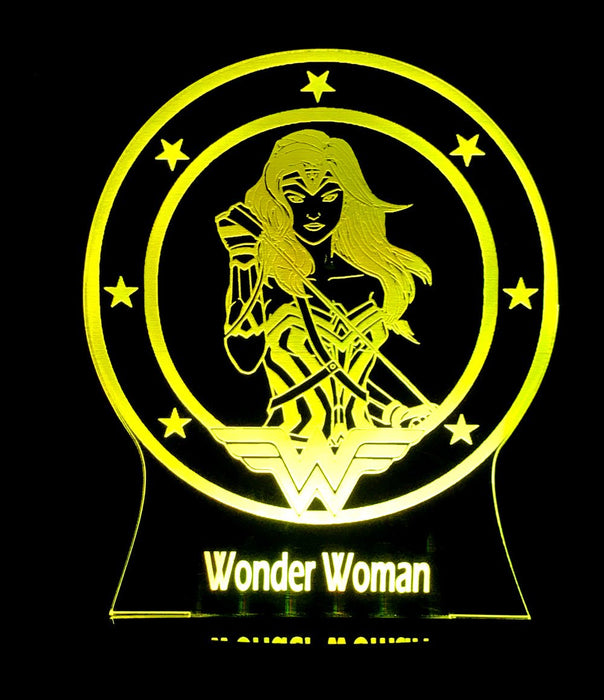 Wonder Woman Personalised Name - 3D LED Night Light 7 Colours + Remote Control - Kustombox dc comics